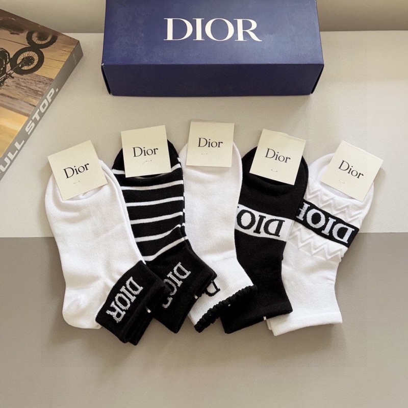 DIOR